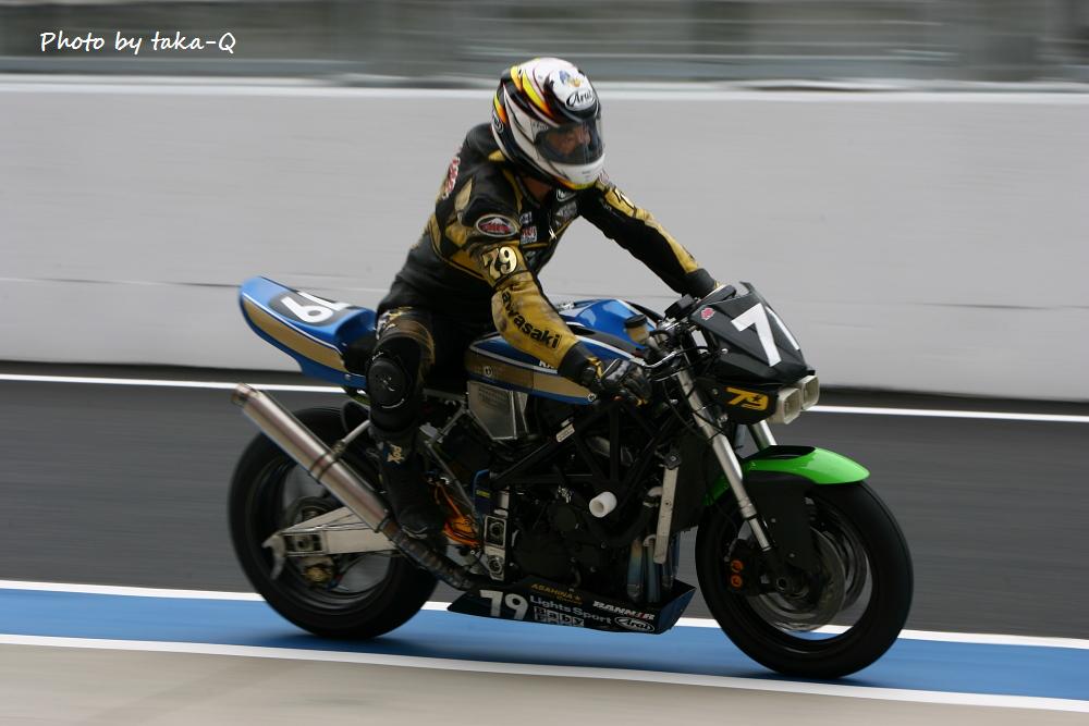 Asahina, el loco del All Japan SBK